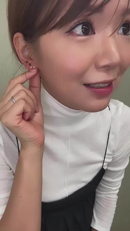 内山絵里加のインスタグラム：「10月のアミュレットさん @amijewelry_official  @amulet0310_official  新作＆クリスマスへ激推し商品紹介💎👱🏻‍♀️❤︎」