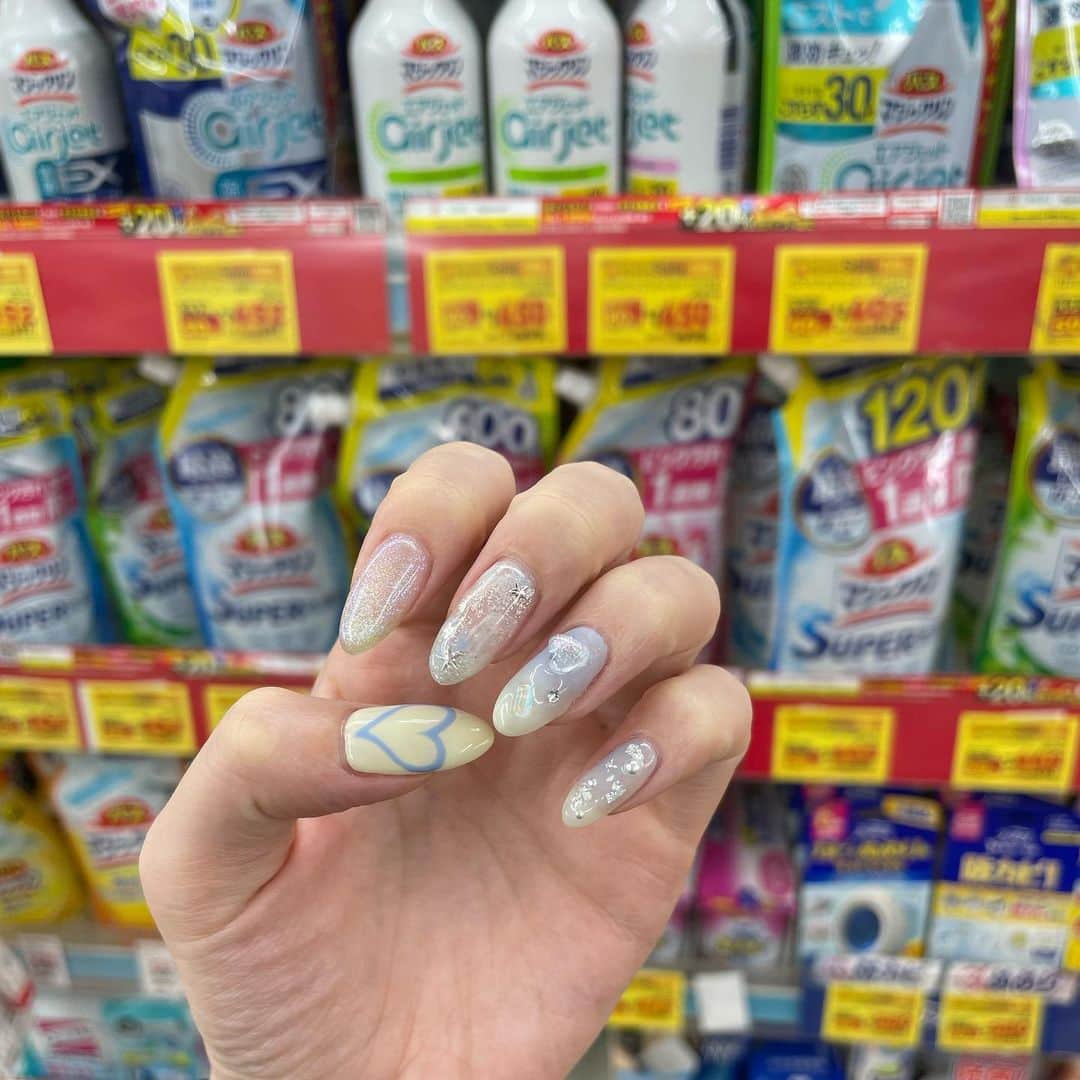 みそのインスタグラム：「最近青ブーム」