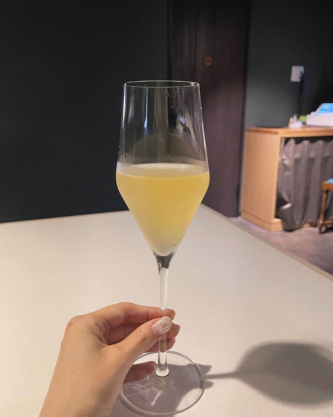 松尾 瞳さんのインスタグラム写真 - (松尾 瞳Instagram)「#休日あれこれ 🍹👚👦🏻👶🏻💖🥂」10月30日 15時13分 - hitomimatsuo.09