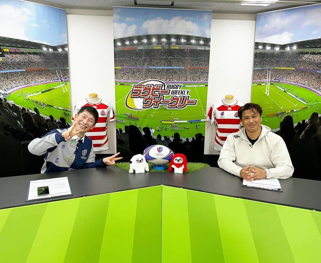 大西将太郎のインスタグラム：「BS朝日　23:00～23:24 「ラグビーウィークリー」 ▽RWC2023  決勝 ニュージーランドvs 南アフリカ ▽WXV2 女子スコットランド代表 vs 女子日本代表 ▽ムロオ関西大学ラグビーAリーグ 京産大vs関学大 立命館vs摂南大 #ラグビー  #NZLvRSA #SCOvJPN #Sakura15 #ムロオ関西大学ラグビーAリーグ」
