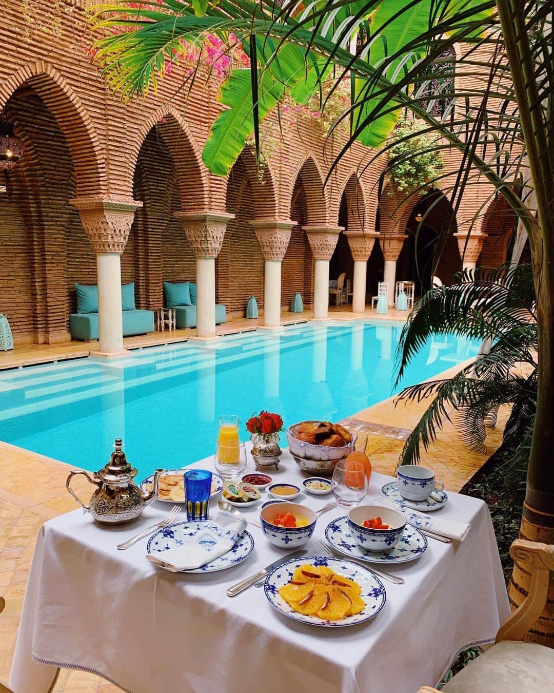 PicLab™ Sayingsさんのインスタグラム写真 - (PicLab™ SayingsInstagram)「Obsessed with the beautiful architecture at these unique stays in Morocco. 🇲🇦 Each one is more aesthetic than the last! If you could choose one of these places to stay, 1-6, which one would you choose?  Photos 1 & 5 @lamamouniamarrakech  Photos 2 & 6 @royalmansour  Photo 3 @amanjena_resort  Photo 4 @lasultanaoualidiaofficiel   📷 @lumadeline」10月31日 2時10分 - paradise