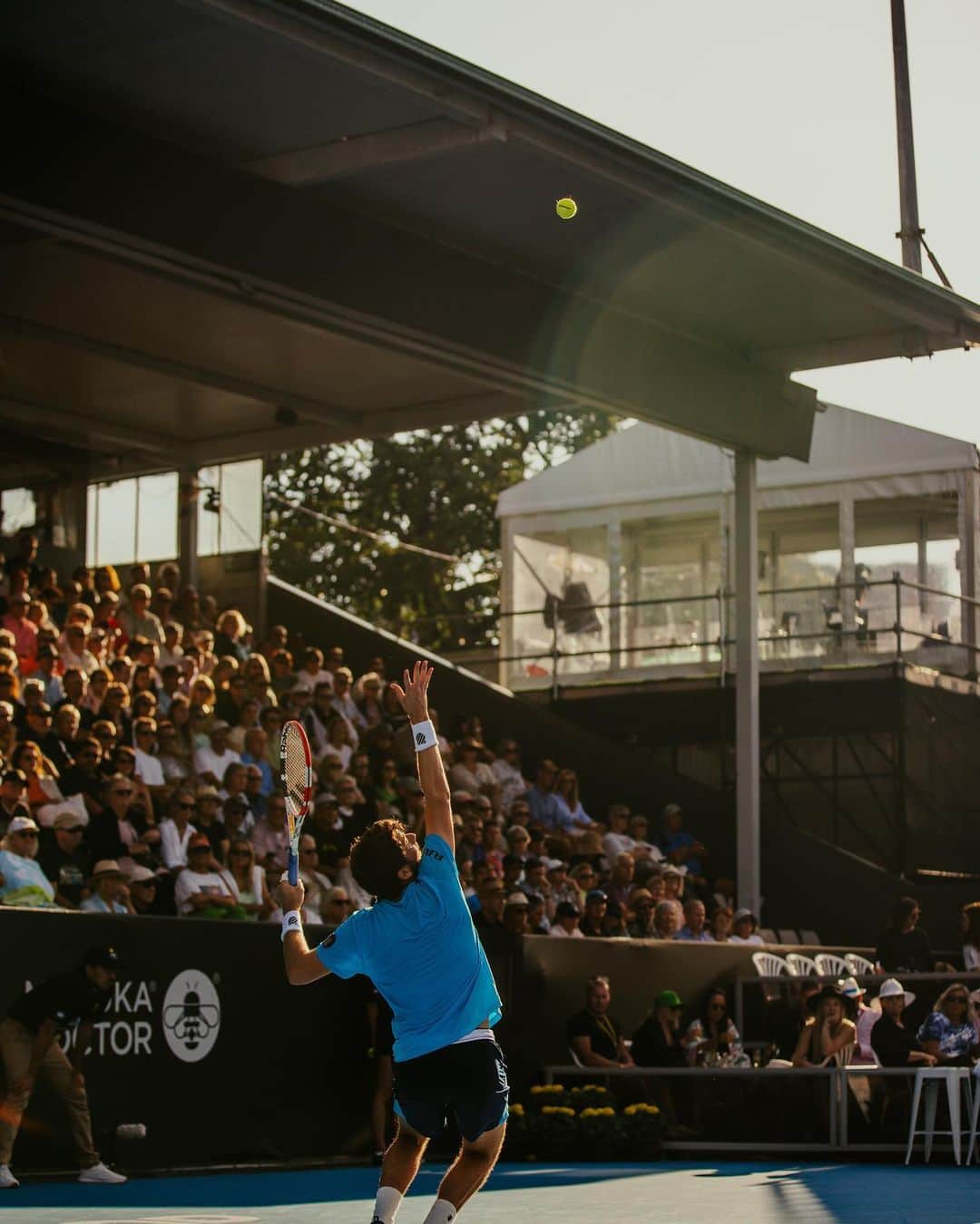キャメロン・ノリーのインスタグラム：「A lot of highs and lows this season. Grateful for the team around me! Thank you everyone for your support! A lot to be proud of. Can’t wait for davis cup in a few weeks! 👏💪」