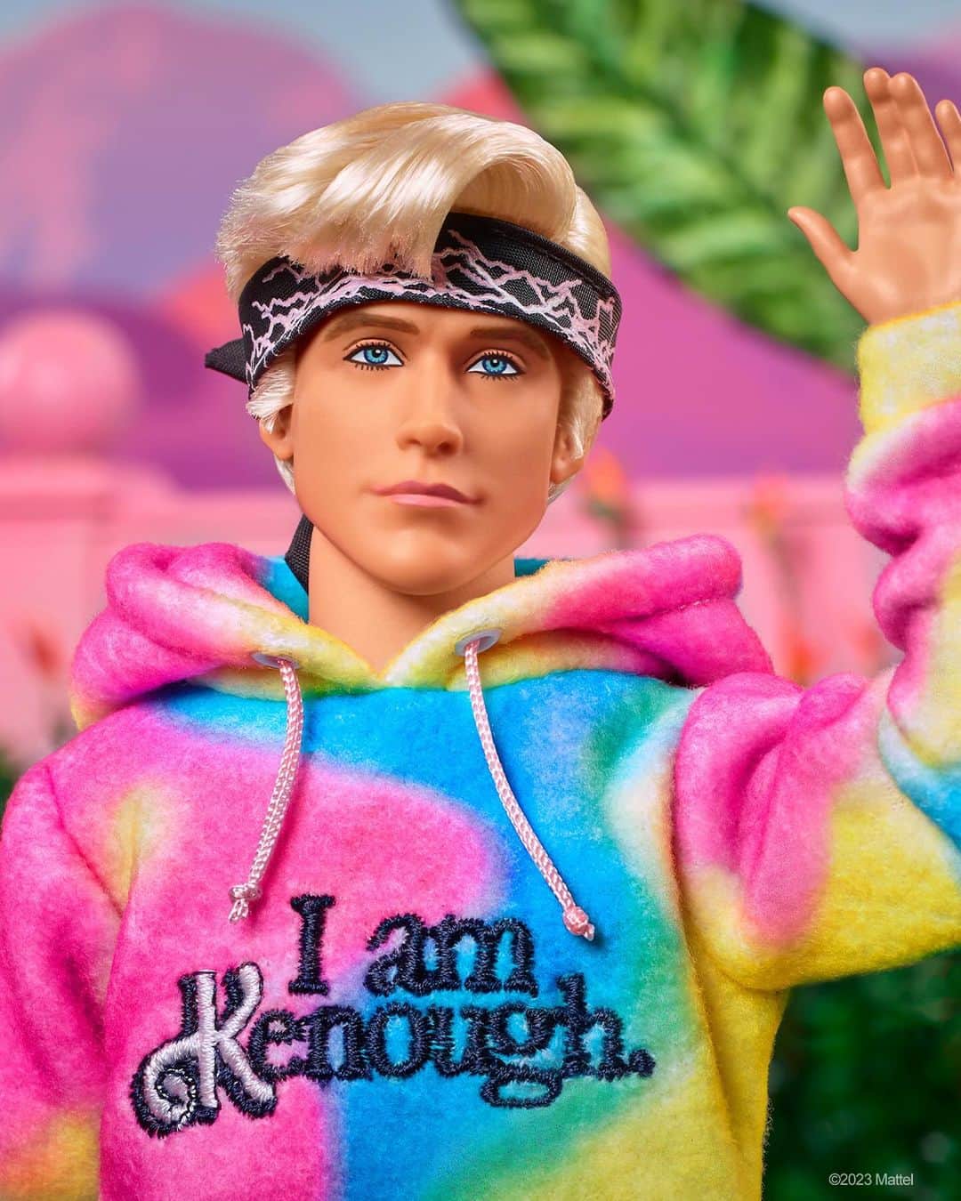 バービーのインスタグラム：「He may be #Kenough, but we bet you can’t get enough of him. Your best opportunity to own this Ken doll inspired by Ryan Gosling’s performance in #BarbieTheMovie ends November 14 at 11:59 PM PT, so don’t wait any longer! Pre-order now. #Barbie #RyanGosling #MattelCreations」