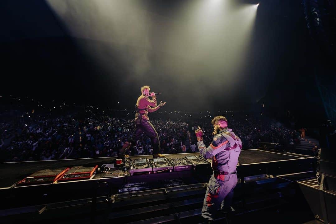 The Chainsmokersさんのインスタグラム写真 - (The ChainsmokersInstagram)「Mad Max vs Captain America」10月31日 1時18分 - thechainsmokers