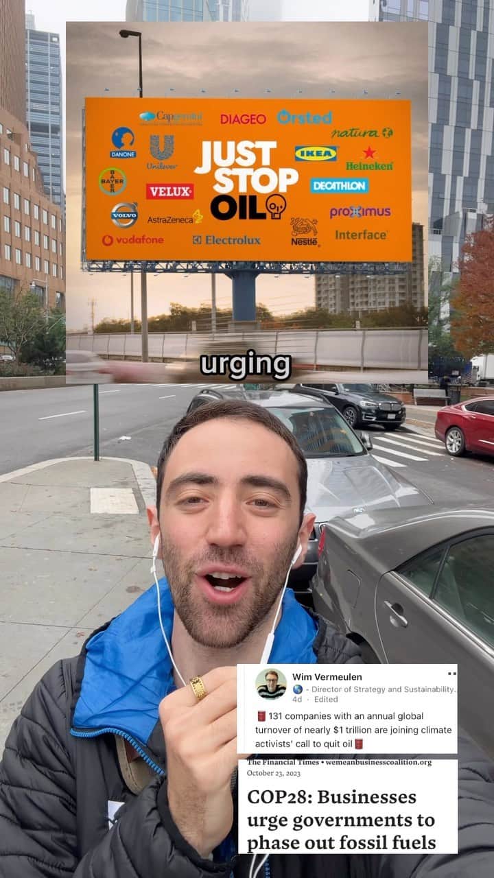 Jacob Simonのインスタグラム：「Take a deep breath and enjoy 67 seconds of good news this Monday ✨  #forthefirstandonlytime #october30 #goodnews #freshair #brownbears  ℹ️Stories on climativity.com every Friday, 🎶Music by Tristan Arostegui & Hunter Hanson.」