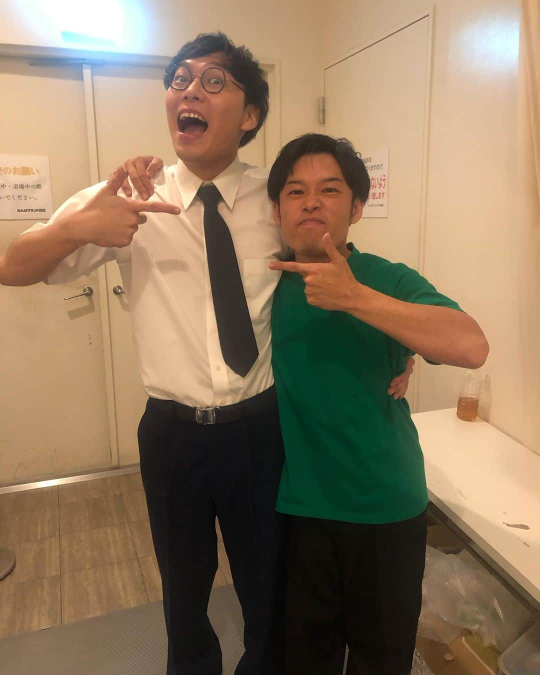 未知やすえさんのインスタグラム写真 - (未知やすえInstagram)「吉田ヒロ芸歴40周年記念公演 無事に楽日を迎えました！ 一週間、毎日お弁当・お菓子の差し入れ ありがとうございました。 ヒロ君お疲れ様でした！ 前説をしてくれた筒井亜由貴君と 岩崎タツキ君ありがとうございます。 #吉田ヒロ #山田花子 #高橋靖子 #筒井亜由貴  #岩崎タツキ  #未知やすえ #よしもと新喜劇  #NGK」10月31日 1時58分 - michiyasue