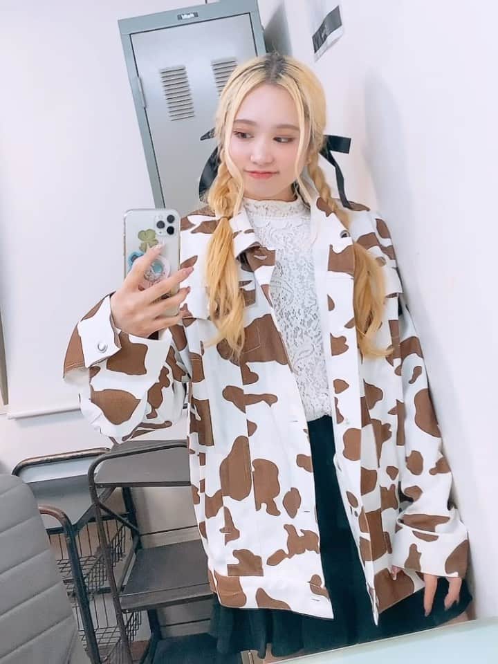 糸原沙也加のインスタグラム：「秋よ、もっと本気出していいんやで🌕」