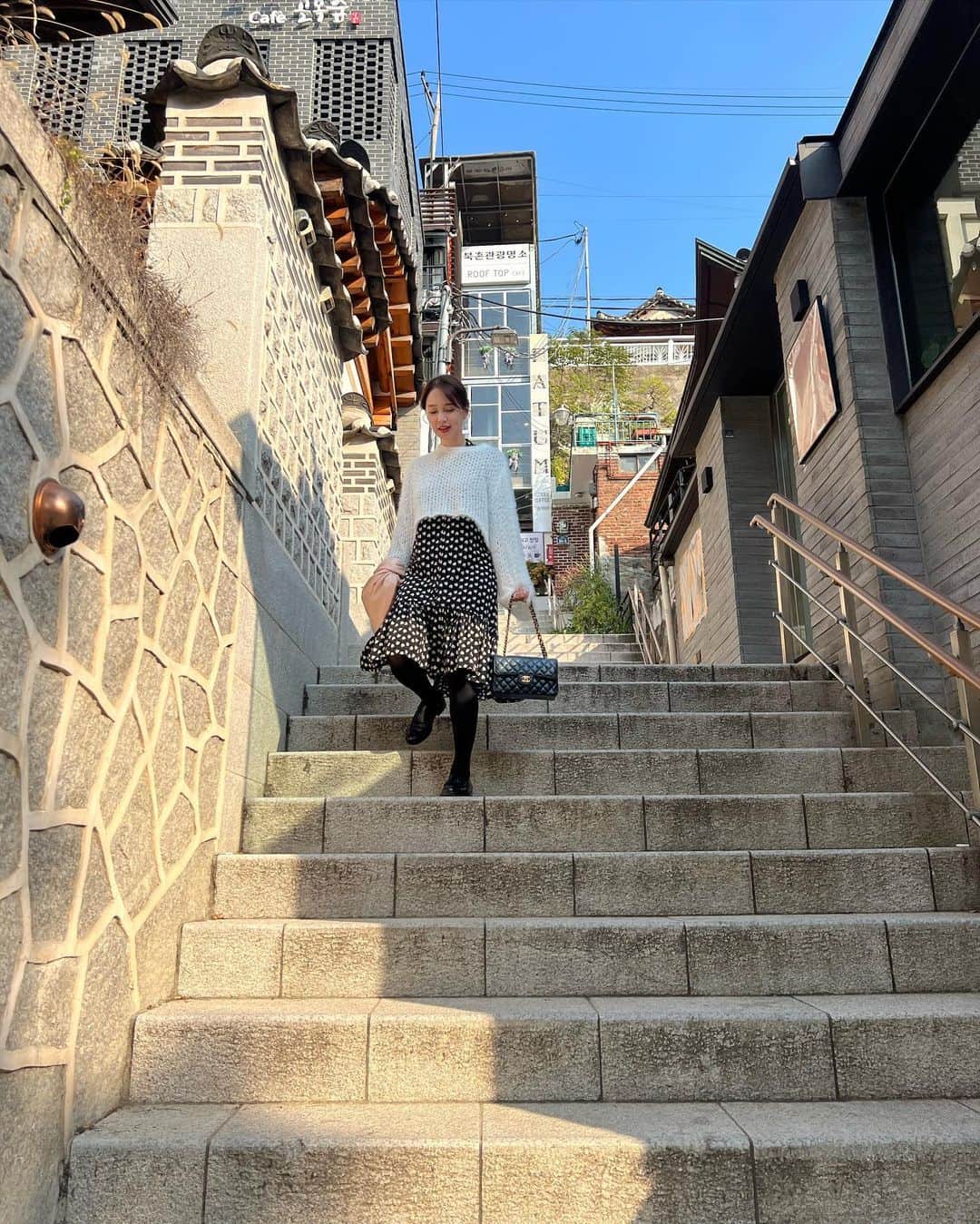 ICONIQさんのインスタグラム写真 - (ICONIQInstagram)「결혼1주년 데뚜💛 벌써 1년 아직도 1년..❤︎ 앞으로도 잘살아보쟈~ 친하게 지내자~ 싸우지말자~ㅎㅎ 항상 고마운 절친남푠~!!😎  結婚1年目おめでとぉデート🎉 もう1年、まだ1年、、❤︎ 親友みたいな旦那さんよ、これからも仲良くしましょね🍁」10月30日 17時06分 - iqaymiq