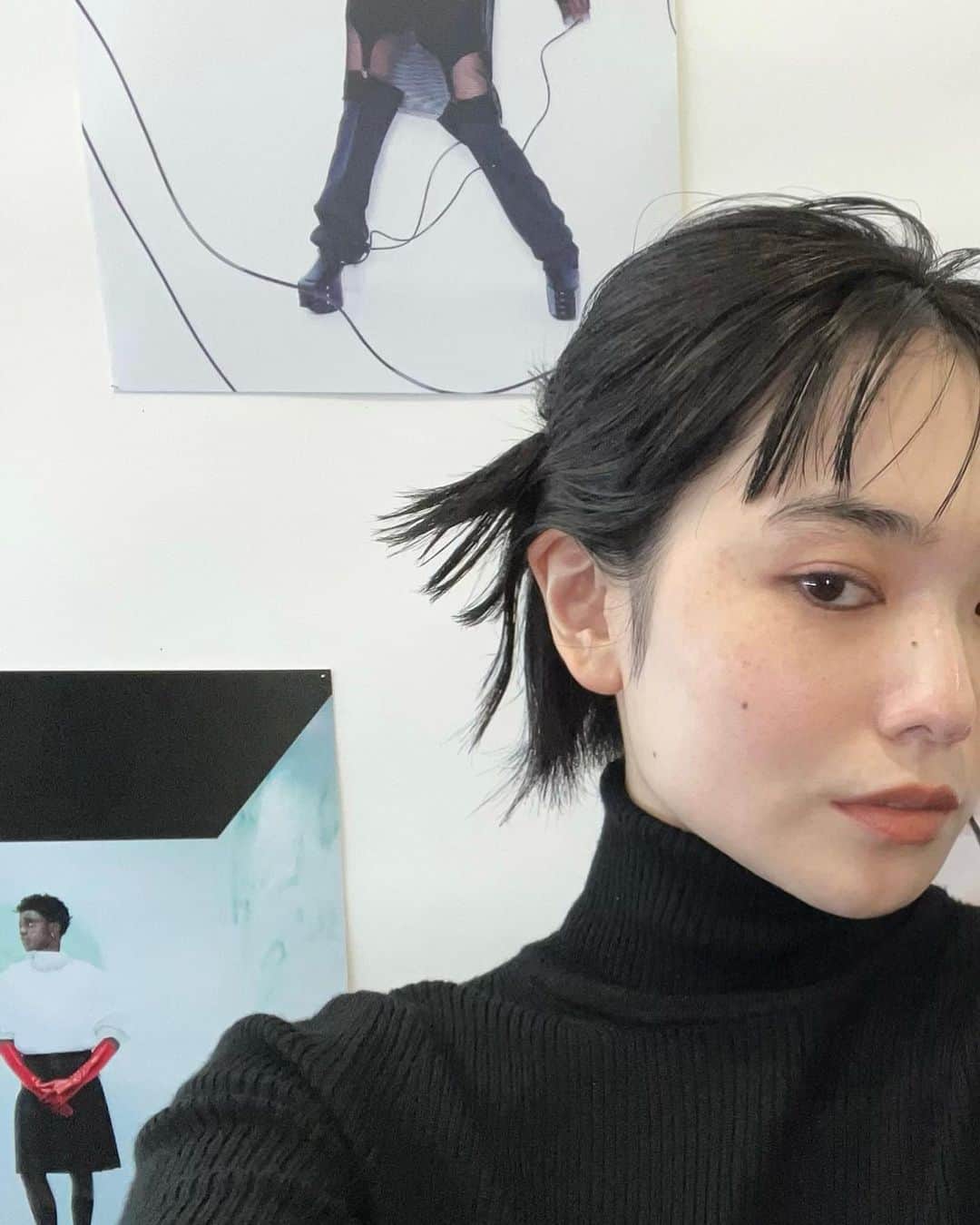 Mikako のインスタグラム：「🍷」