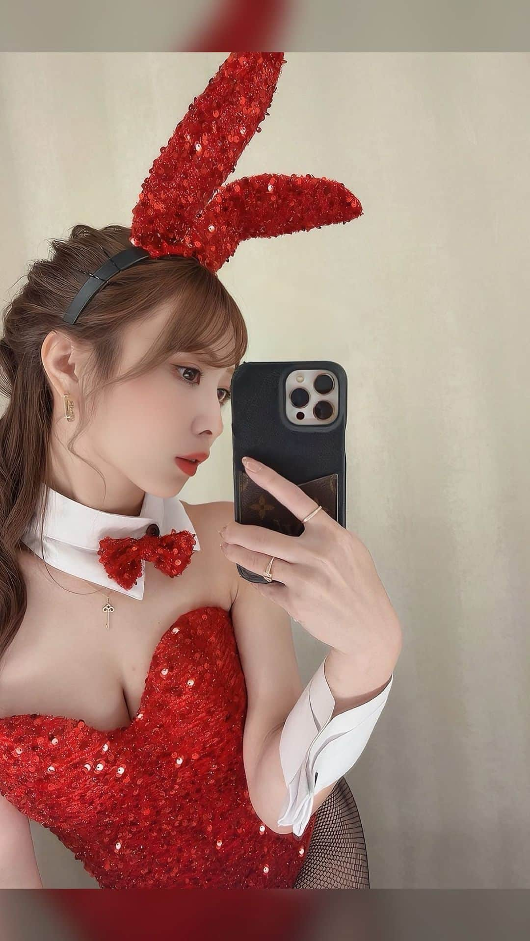 咲のインスタグラム：「bunny girl🐰❤️  #キャバクラ#キャバ嬢#ホステス#夜職 #キャバドレス#キャバ嬢ヘアメイク  #盛岡キャバ#盛岡キャバクラ #すすきの#仙台#国分町#盛岡#中洲 #歌舞伎町#六本木#銀座#北新地 #可愛い #かわいい #可愛い女の子  #筋トレ #オシャ嬢 #バニー　#バニーガール」