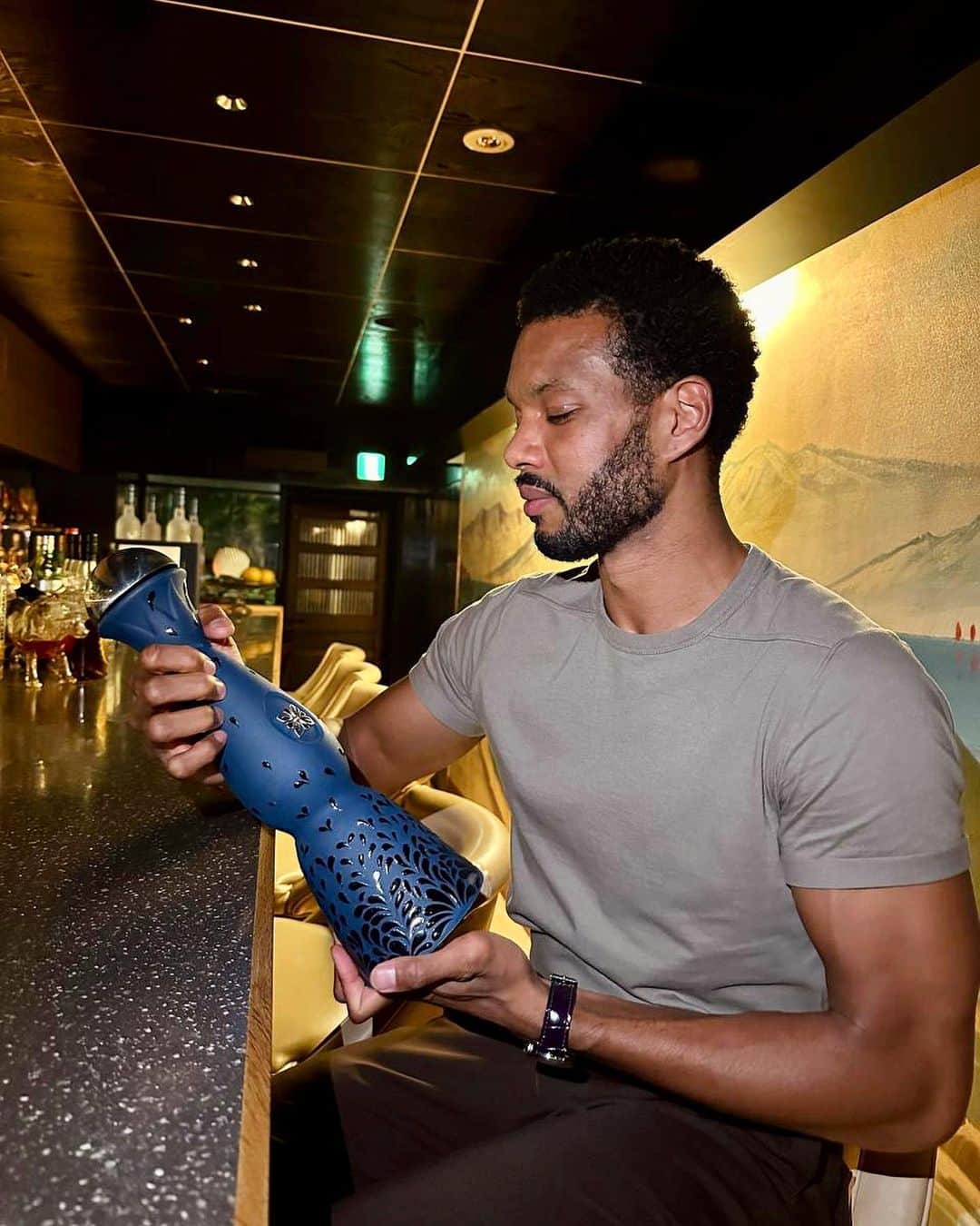 のインスタグラム：「What did you do in Tokyo? Well…😊  I can only do two weeks 😩  #claseazul  #sassicaia」