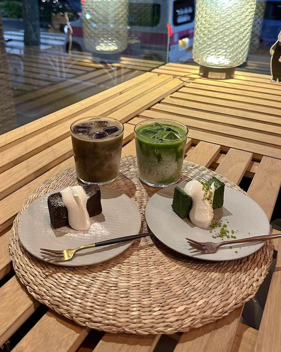 椚ありささんのインスタグラム写真 - (椚ありさInstagram)「久しぶりに濃厚な抹茶🍵 内装がすごく好みなお店だ~♡」10月30日 18時23分 - chibicco_