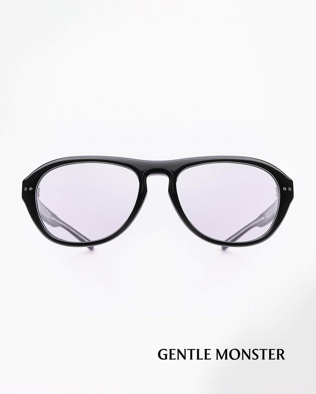 GENTLE MONSTERさんのインスタグラム写真 - (GENTLE MONSTERInstagram)「2024 OPTICAL COLLECTION presents a new direction for optical frames, seamlessly blending the refined metallic accents with a diverse range of tinted lenses.  Launching on November 2  2024 옵티컬 컬렉션은 정교하고 과감한 메탈 심볼 디테일이 돋보이는 템플과 다채로운 컬러의 틴트 렌즈가 어우러져 옵티컬 아이웨어의 새로운 방향성을 제안합니다.  11월 2일 발매  Photography @narangchoi   #GentleMonster #GentleHighSchool #GentleMonsterOptical」10月30日 18時17分 - gentlemonster