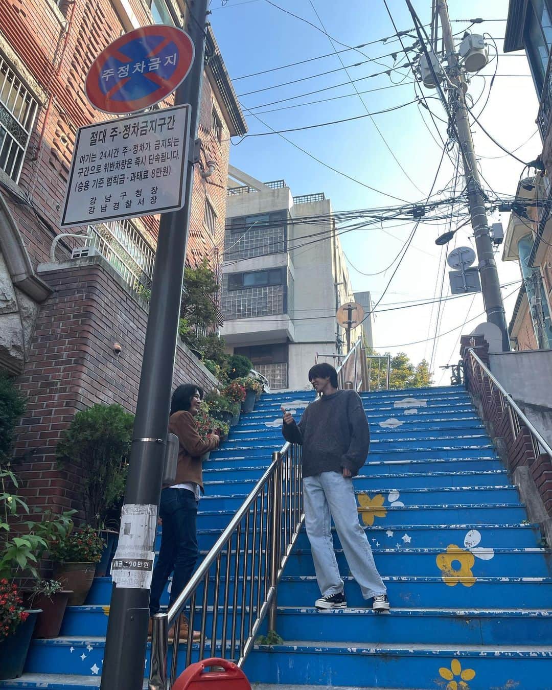 滝本海都さんのインスタグラム写真 - (滝本海都Instagram)「韓国散歩。 良い天気でした☀️」10月30日 18時33分 - hiro.10_tm