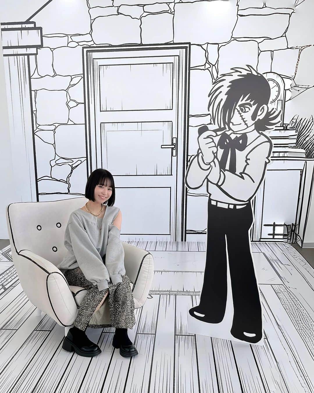 みすみのインスタグラム：「大学の友達とブラックジャック展行きました💞」