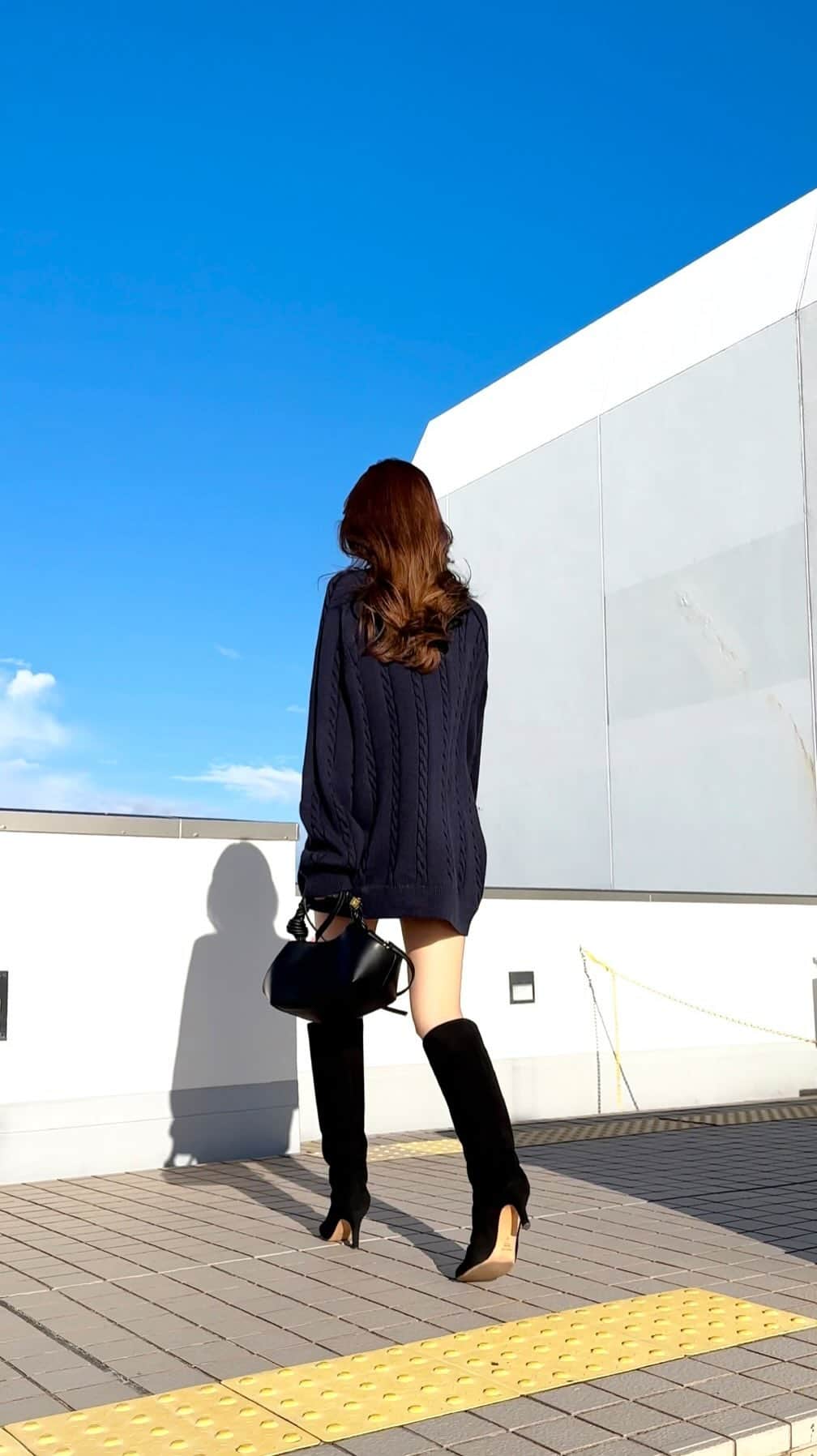 岡部あゆみのインスタグラム：「🌊🔭👀✨」