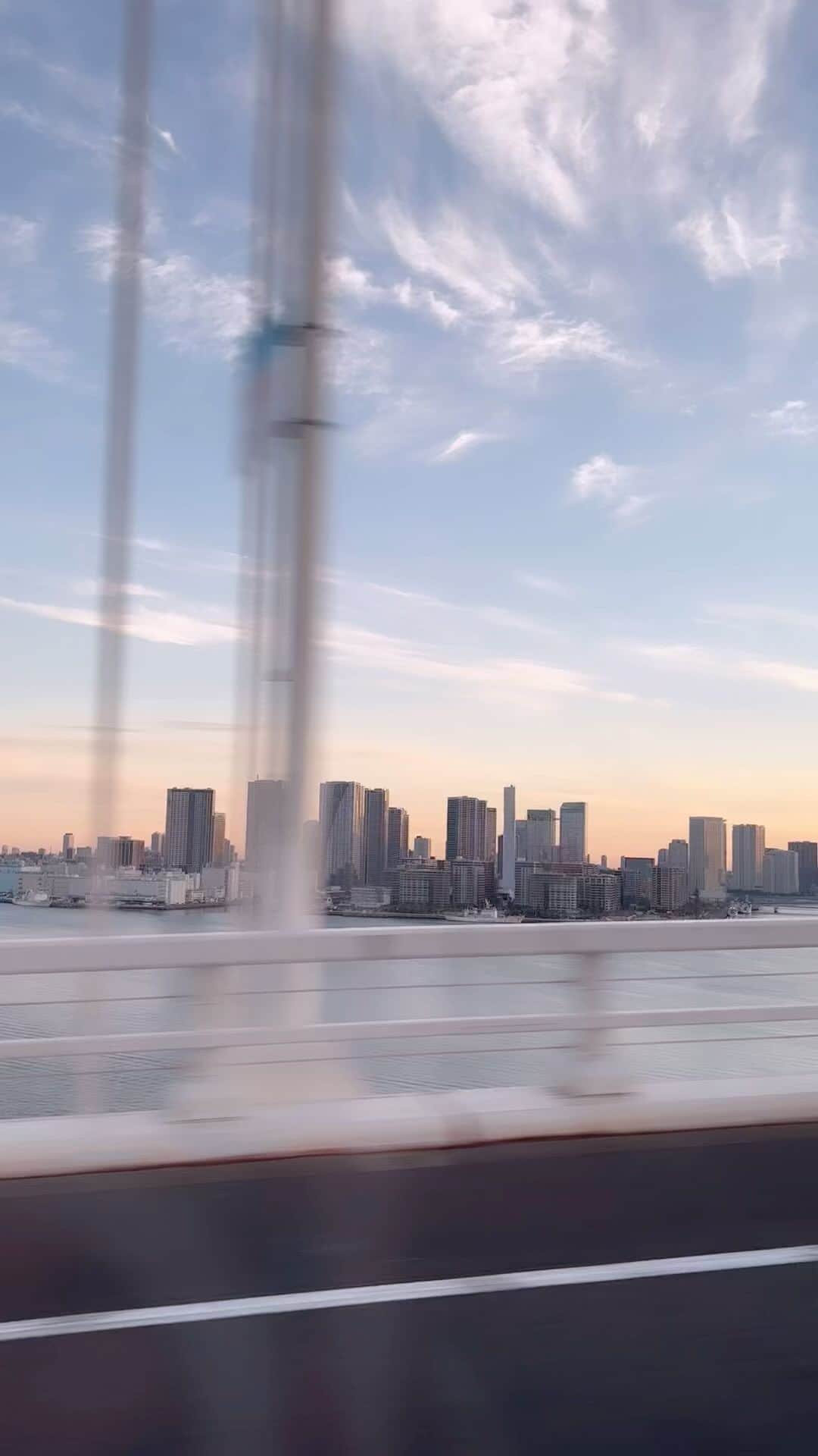 のインスタグラム：「Tokyo Life 🇯🇵🗼🖤✨ #tokyo」