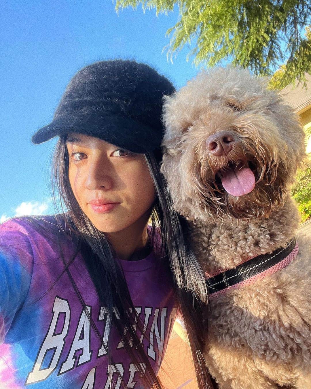 のインスタグラム：「ルンちゃんとデート🥰❤️  T shirt @bape_japan」