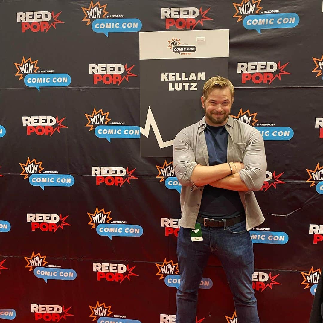 ケラン・ラッツのインスタグラム：「Huge thanks to the amazing staff at @mcmcomiccon @reedpop . Thank you for having me. I had such an amazing time! Until next time…  Keep on smiling…it changes the world.」