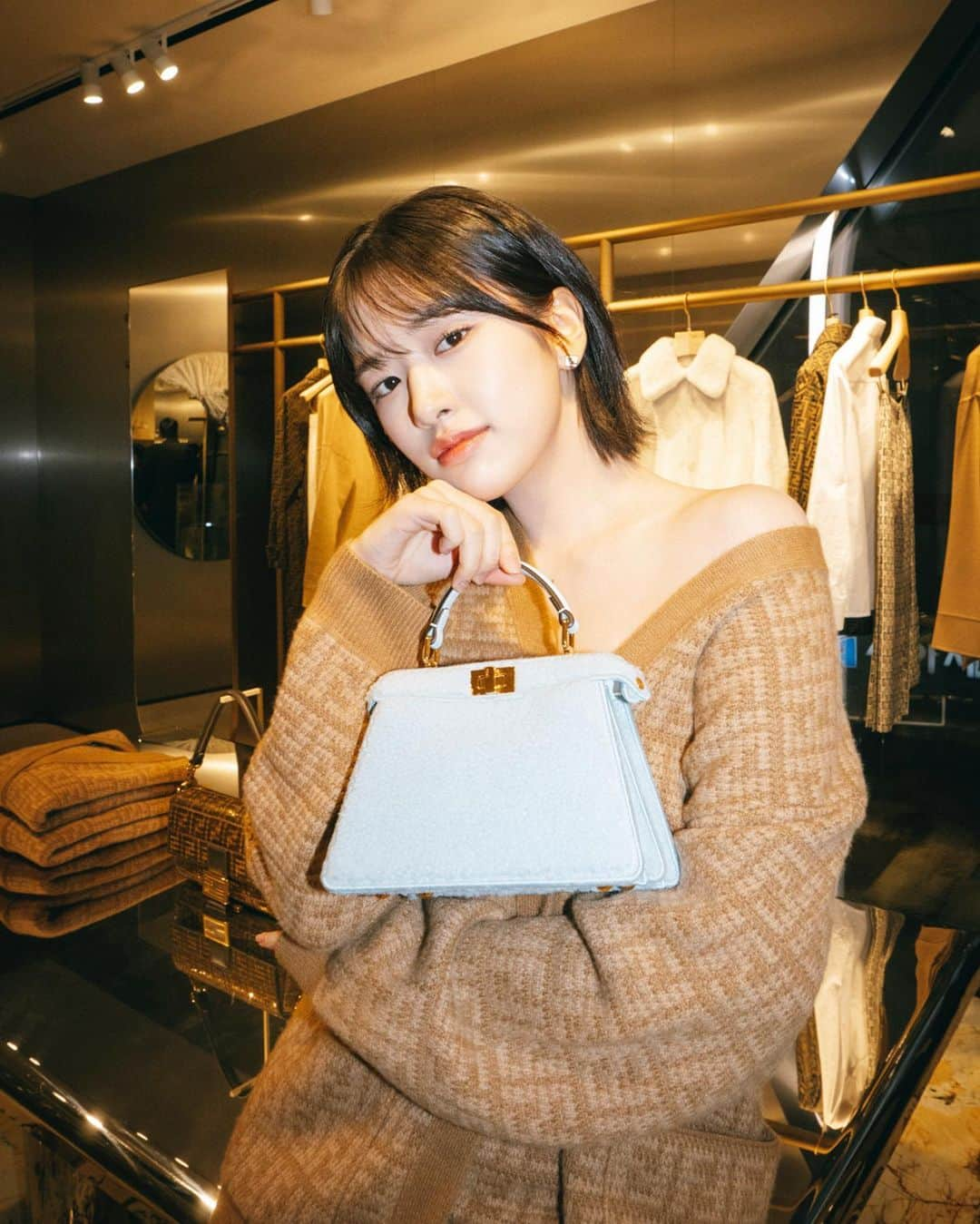 アン・ユジンさんのインスタグラム写真 - (アン・ユジンInstagram)「#FendiWinter #Fendi @fendi」10月30日 19時35分 - _yujin_an