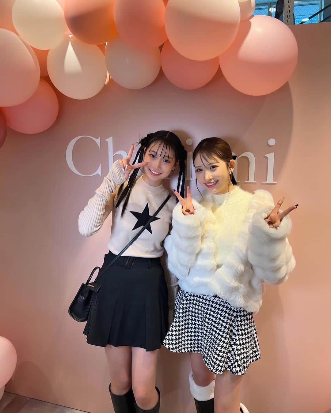 百田汐里のインスタグラム：「事務所の先輩で、ずっと大好きで憧れの伊藤桃々さんproduceの @cherimi_official  POPUPにお邪魔しました💞🫶🏻  どタイプの可愛すぎるお洋服沢山でいっぱいGETしました🎀  ． ．  #cherimi  #fashionstyle #今日好き  #ヘアアレンジ  #ヘアアレンジ簡単  #fashion  #like  #instagram  #ハーフアップ  #冬服  #ootd  #셀카  #좋아  #좋아요  #머리  #얼스타그램 #메이크업  #오오티디 #일상」