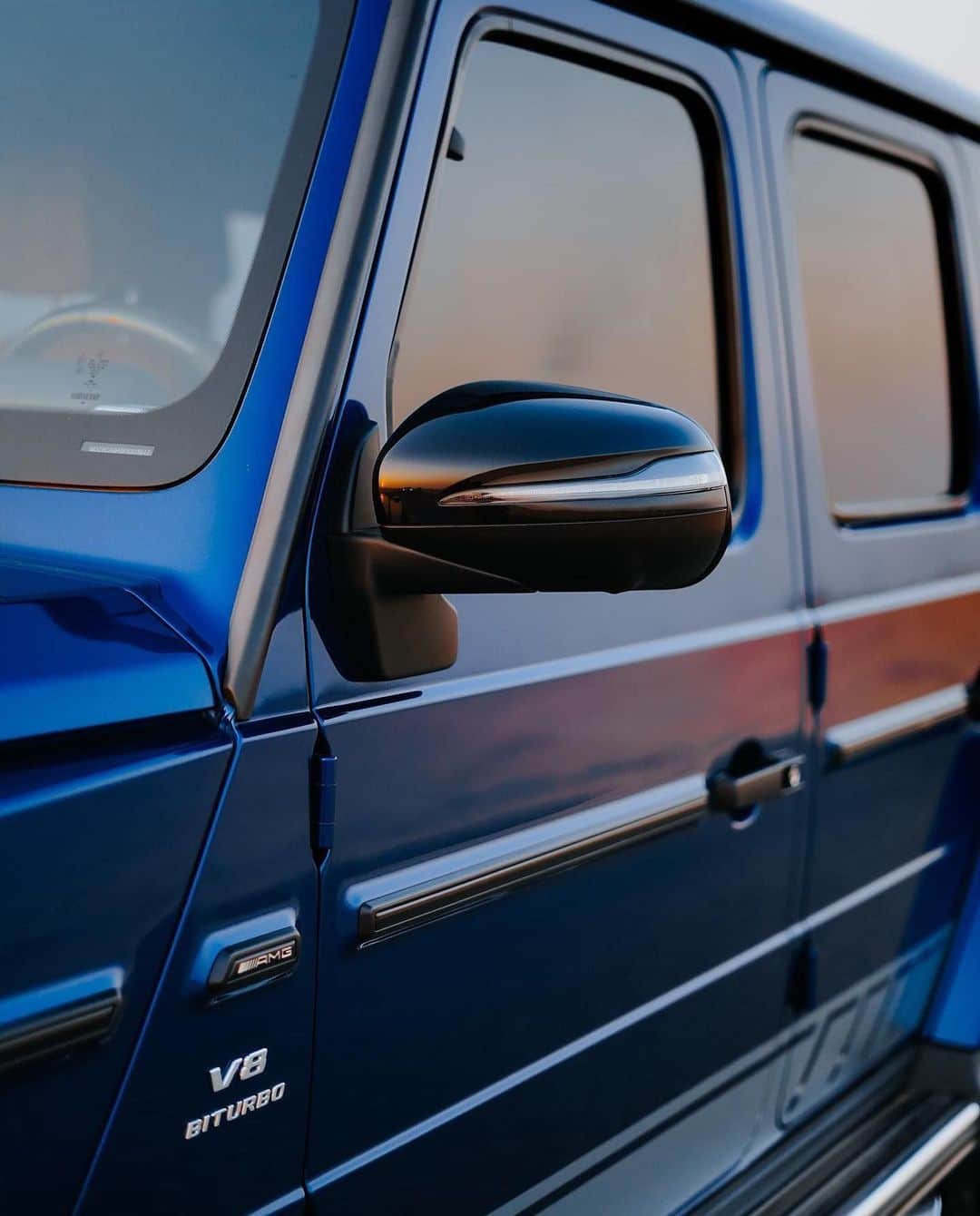 メルセデス・ベンツさんのインスタグラム写真 - (メルセデス・ベンツInstagram)「The #G63 is perfect for exploring. What would your ideal destination be?   📷 @vicecitycarrental   #MercedesBenz #MercedesAMG #MBfanphoto   [Mercedes-AMG G 63 | WLTP: Kraftstoffverbrauch kombiniert: 16,2 l/100 km | CO₂-Emissionen kombiniert: 369 g/km | mb4.me/DAT-Leitfaden]」10月30日 20時00分 - mercedesbenz