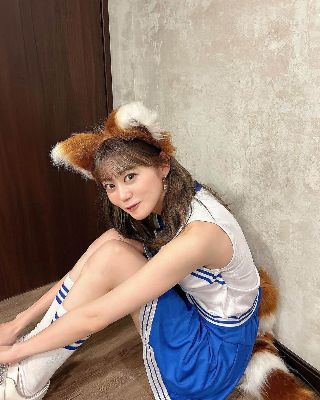 久木田菜々夏さんのインスタグラム写真 - (久木田菜々夏Instagram)「きつねダンスのファイターズガールに🦊💙  いっぱい元気でない時は応援してあげるね-`📢⋆先取りハロウィン!!!🎃  #野球 #チア #ハロウィン」10月30日 20時03分 - nanaka_kukita