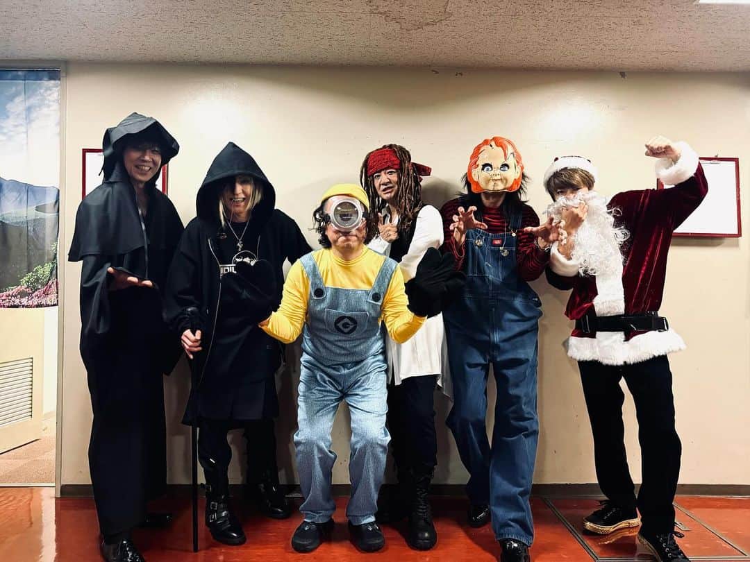 GLAYのインスタグラム：「『GLAY The Premium Live 2023 “Premium JIRO” in Fukuoka』終了！ #GLAY #プレミアムジロウ #ハロウィン」