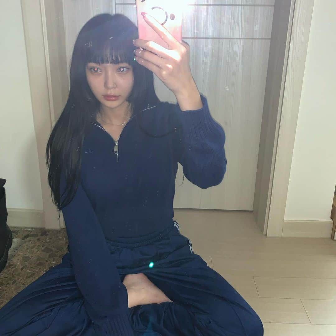 ももなさんのインスタグラム写真 - (ももなInstagram)「🤍 最近のadidasの購入品たち 今日は動画で冬服買ったの いっぱい紹介してるにょ〜🐭」10月30日 20時31分 - momoonaaa