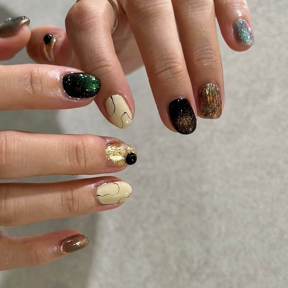 inthinkのインスタグラム：「🍁Autumn Designを混ぜ混ぜ🌀 @hitominomura  Designed by @inthink_pinano   ＿＿＿＿＿＿＿＿＿＿＿＿＿＿＿＿＿＿＿＿  ℡ 03-6418-5091  〒150-0001 東京都渋谷区神宮前6-23-6浅井ビル5F  inthink」