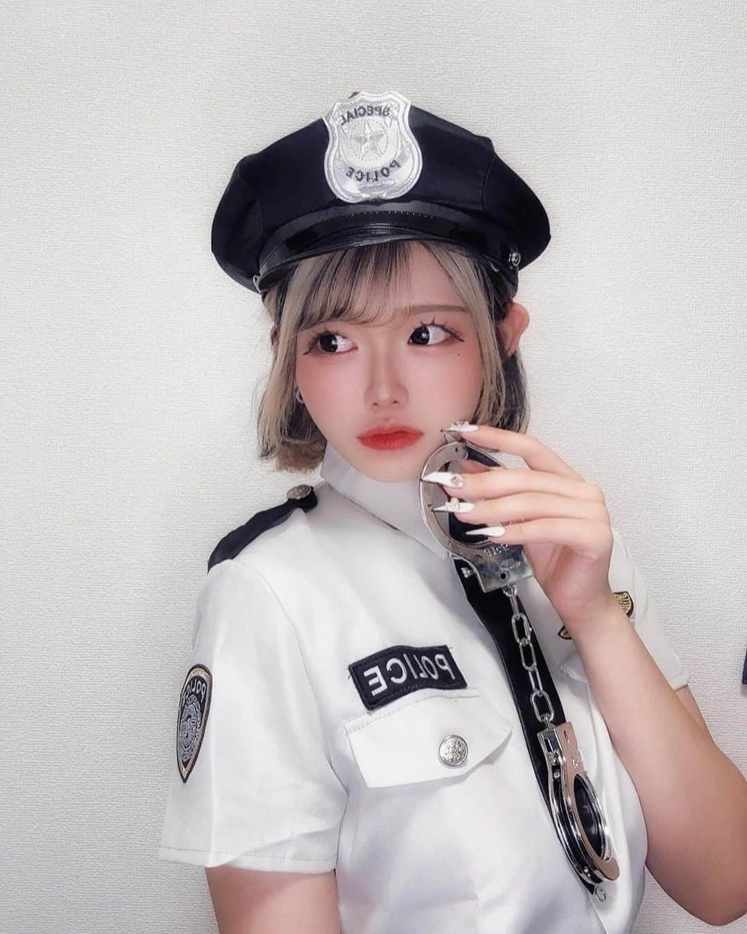 雨宮みるきさんのインスタグラム写真 - (雨宮みるきInstagram)「逮捕しちゃうぞー🥰」10月30日 20時44分 - __milky_berry__