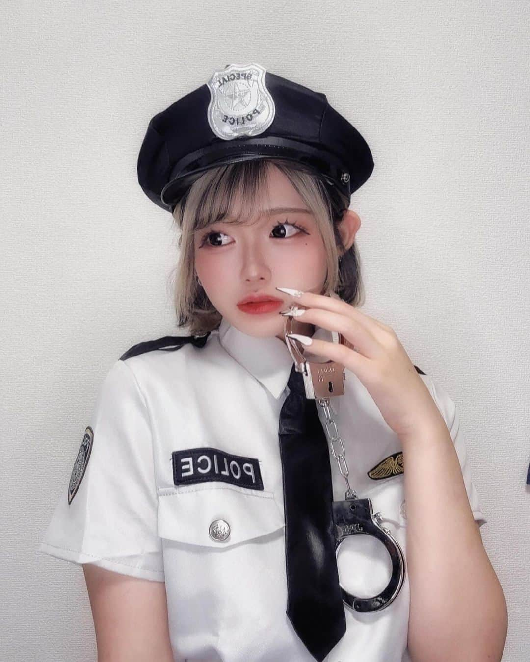 雨宮みるきさんのインスタグラム写真 - (雨宮みるきInstagram)「逮捕しちゃうぞー🥰」10月30日 20時44分 - __milky_berry__