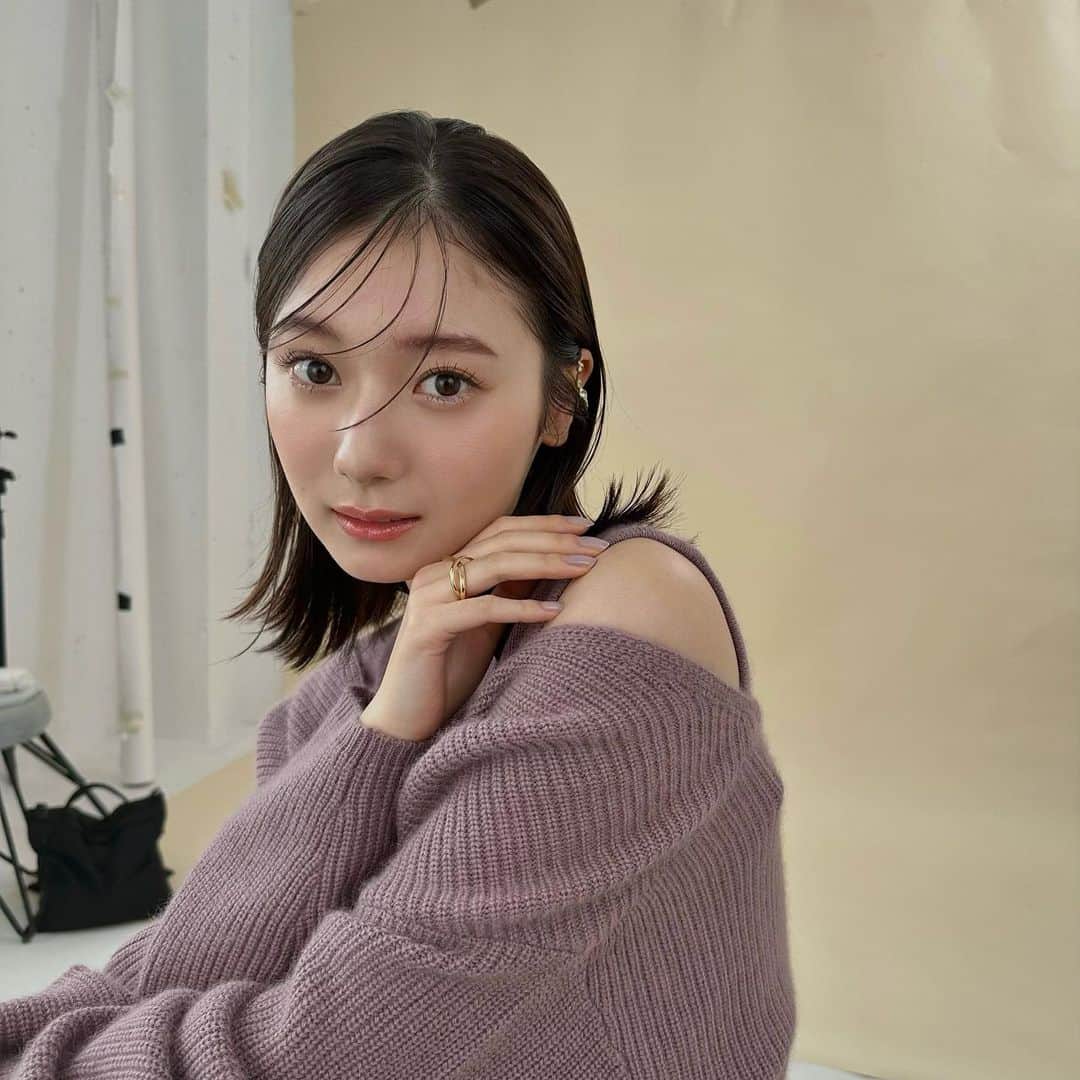 齊藤英里のインスタグラム：「@opera_cosmetics オフショット沢山です♡♡」