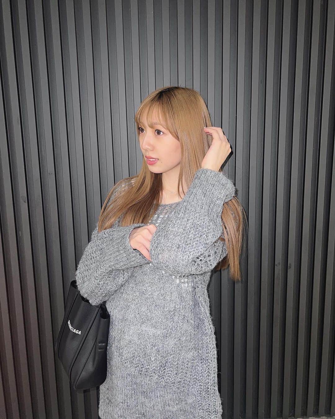 坂本りののインスタグラム：「おかあさんに撮ってもらうとメイクしてなくてもいいかんじ📸」