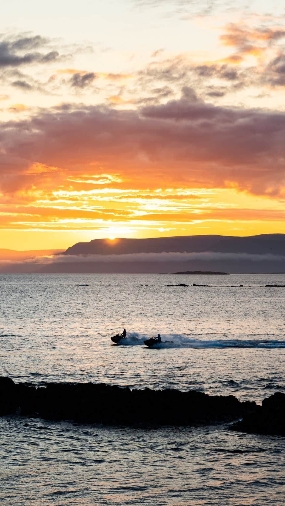 クリス・バーカードのインスタグラム：「There’s an old saying that you can’t count the amount of islands that between the Snæfellsness Peninsula and the bottom of the Westfjords... it’s a truly expansive area that is often overlooked, with huge tidal swings that might completely submerge one island just to expose two or three more. Not an easy place to navigate but fortunately over the summer, one of my best friends @ellithor and me had the unique opportunity to spend a few days exploring the islands on the @seadoo Explorer Pro - a perfect craft for sneaking around the shallow waterways and tight canyons that add so much detail and interest to the area surrounded by crystal clear seawater, basalt columns, and even a hotsprings that disappear with high tide... new Iceland memories with an old friend.」
