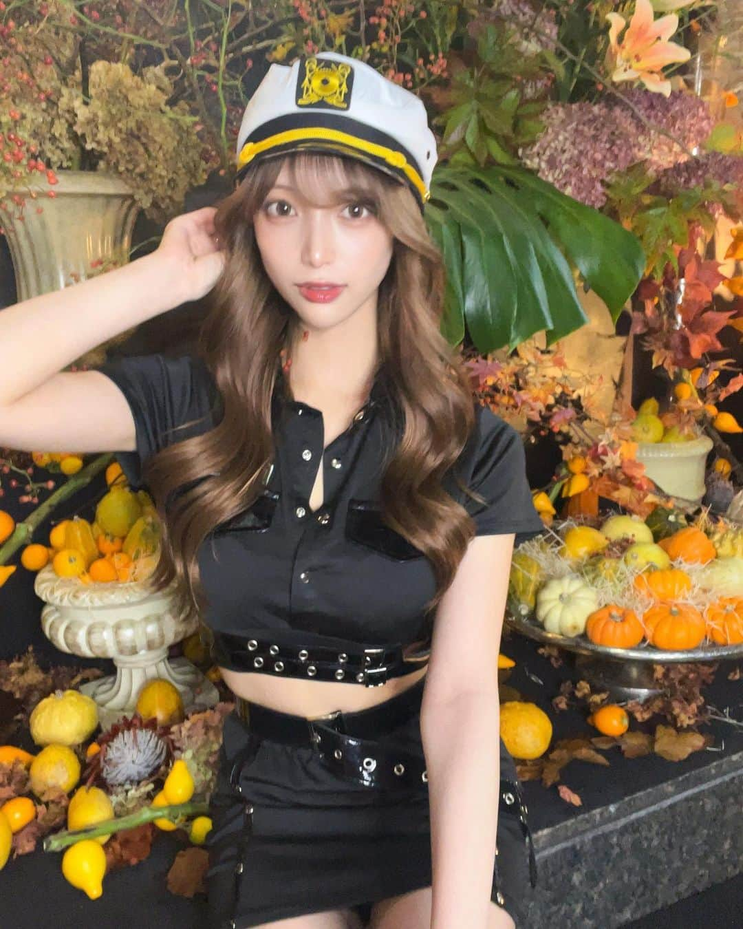 神谷樹里奈さんのインスタグラム写真 - (神谷樹里奈Instagram)「Happy Halloween🎃👻🧟‍♀️🤎」10月30日 21時18分 - __oystersushi