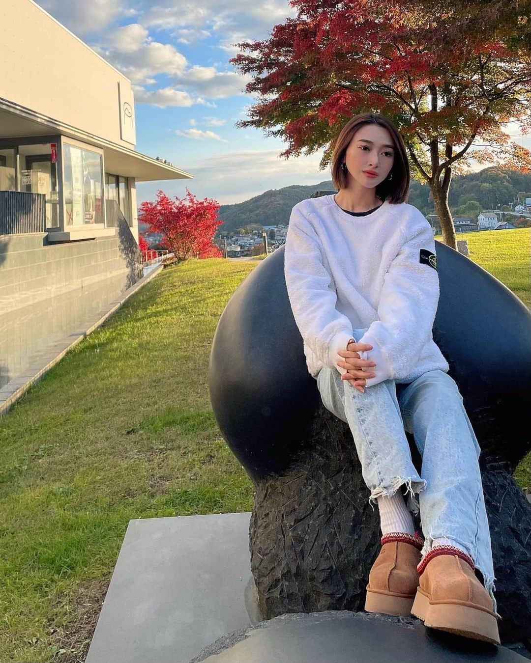 celia_azumaさんのインスタグラム写真 - (celia_azumaInstagram)「5o’clock somewhere 🍁🌅🧸  #fyp #dayoff #uggseason #ugg #tazz #uggtazz #uggsboots #uggboots  #fff #f4follow #followforfollowback #f4f4f4  #me #ootd #ootdfashion #stoneisland #stoney #stoneislandclothing #stoneislandtalk #stoneislandindonesia #stonegirls #ootdstyle  #iwate #morioka」10月30日 21時16分 - ms__celia