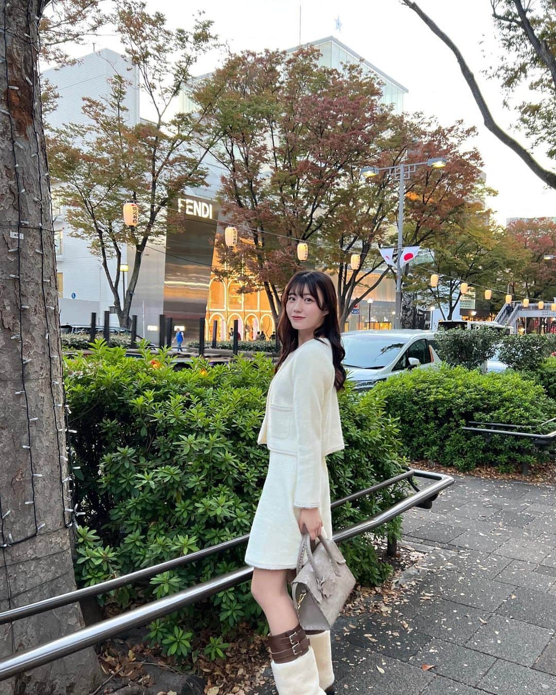 仲本愛美さんのインスタグラム写真 - (仲本愛美Instagram)「親友とお買い物デート❤︎」10月30日 21時31分 - manamana_kimono