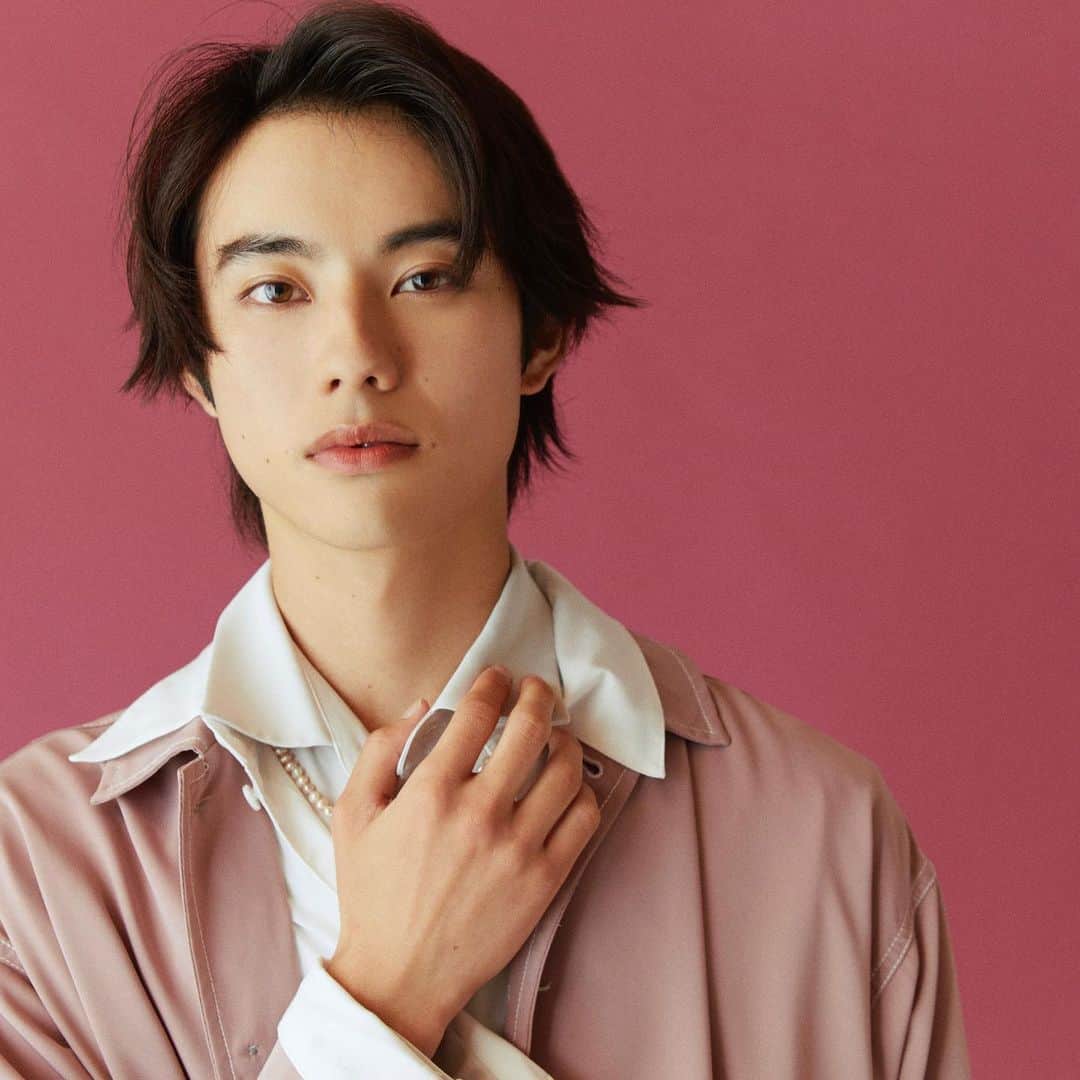 前田拳太郎のインスタグラム：「｢初恋の日｣  #365anniversary #nylonjapan @nylonjapan」