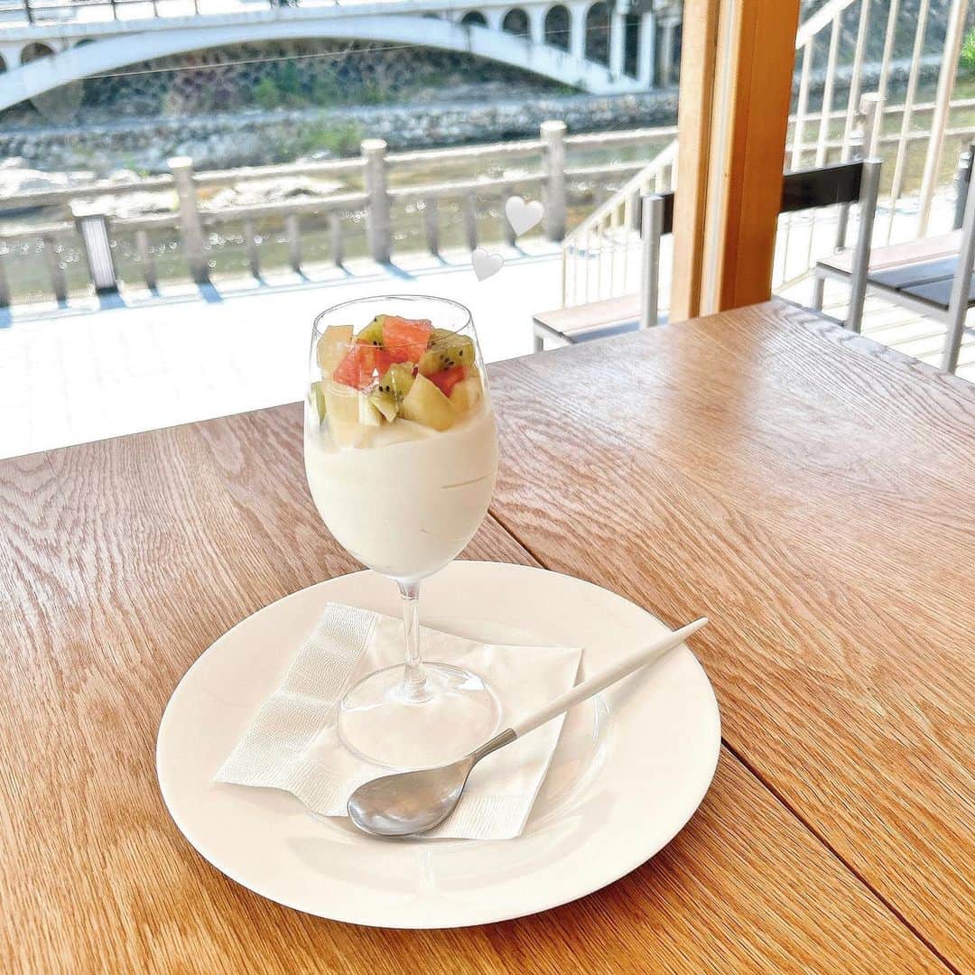 岩田陽菜のインスタグラム：「ソイクリームパフェ🍦‎🤍𓂃٭𓈒𓏸」