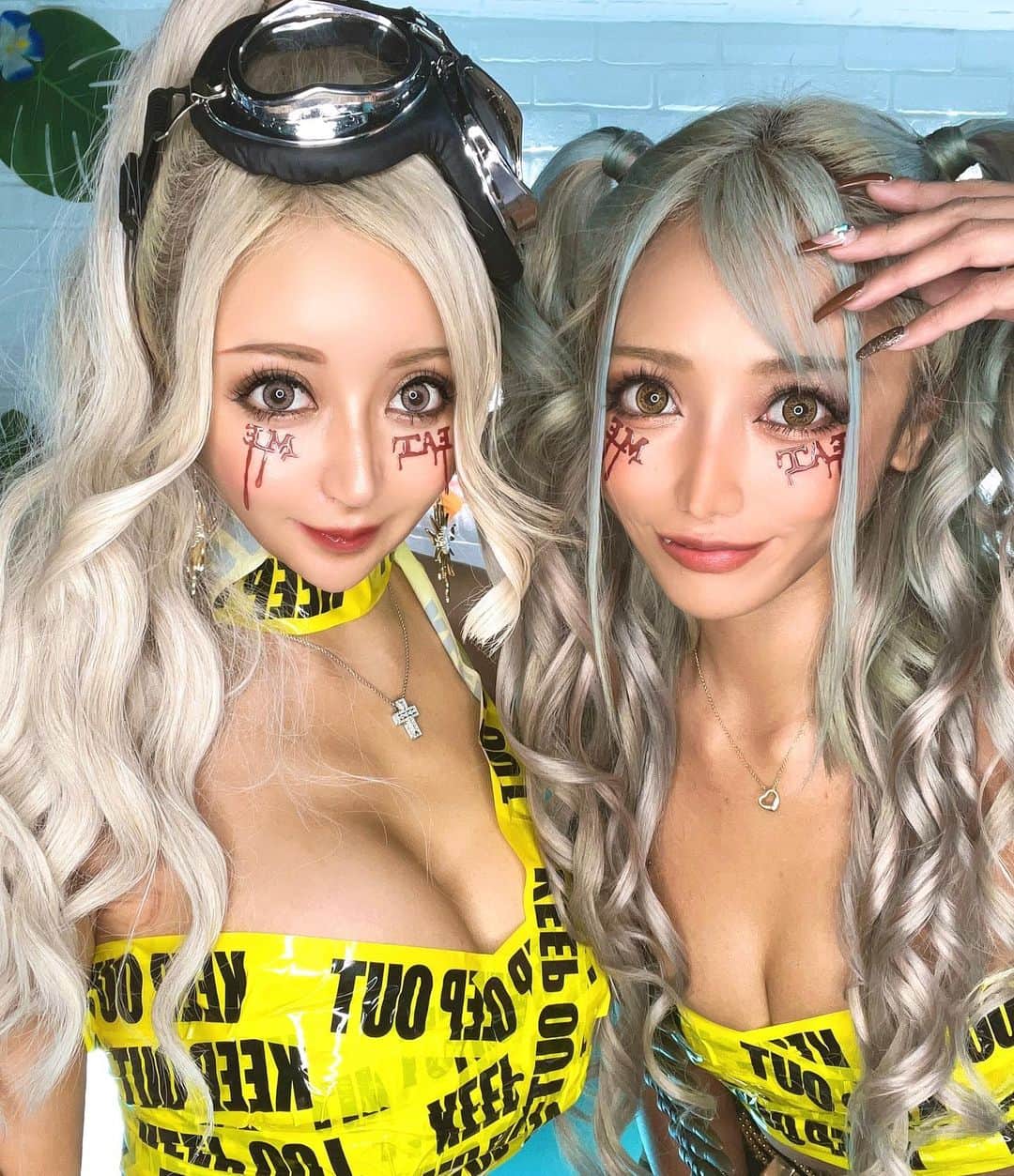 はるたむさんのインスタグラム写真 - (はるたむInstagram)「Keep out ⚠️⚠️⚠️  @piitan335 とリンクハロウィン🎃  #ハロウィン　#ハロウィンコスプレ  #ハロウィンパーティー　#ハロウィン2023 #ギャル　#ロアロ #gal #loalo #halloween #happyhalloween」10月30日 21時43分 - harutamu02