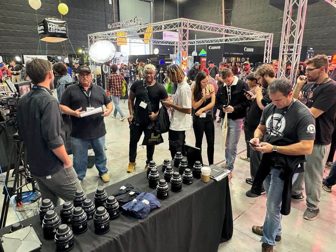 Sigma Corp Of America（シグマ）さんのインスタグラム写真 - (Sigma Corp Of America（シグマ）Instagram)「Another monthly recap of SIGMA events! This October, SIGMA America participated in 13 events, including @cine_gear_expo in Atlanta & Wings Over Houston Airshow with @houston.camera.exchange! Were you able to make it out to any of our events this month?   To see all upcoming SIGMA events, click the link in our bio!   #SIGMA #SIGMAphoto #SIGMAcine #photoevent #cineevent #aviationphotography #cinematography #cinegearexpo」10月30日 22時01分 - sigmaphoto