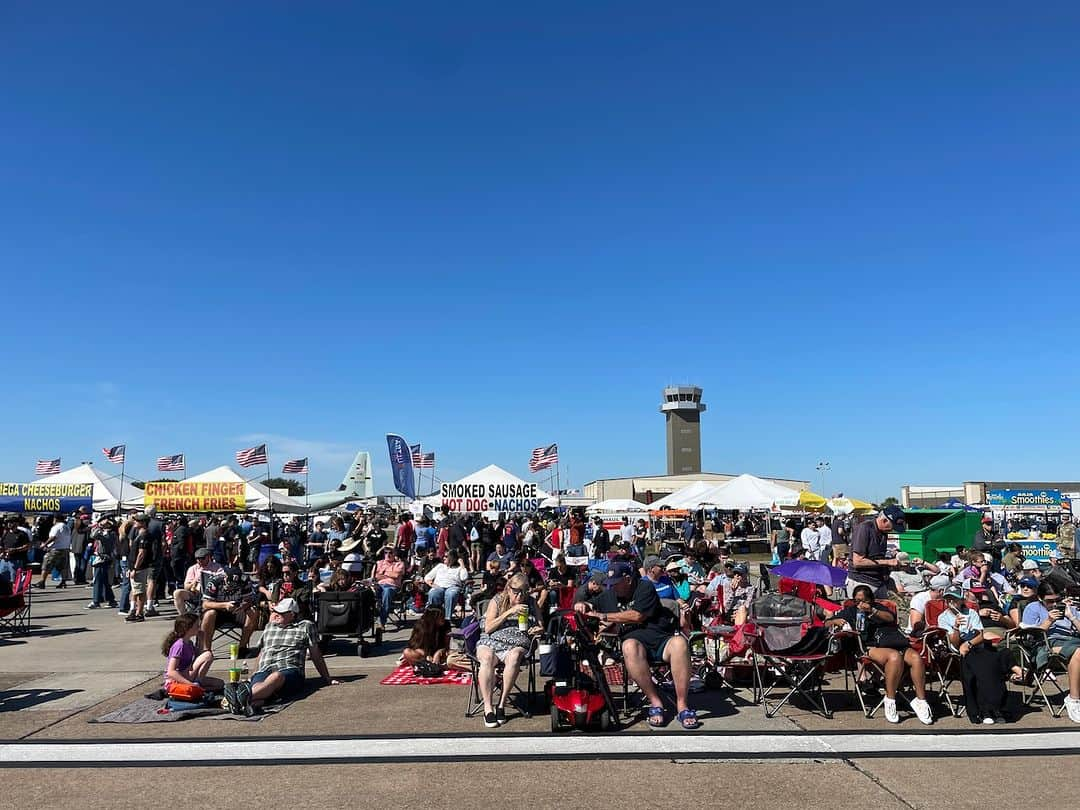 Sigma Corp Of America（シグマ）さんのインスタグラム写真 - (Sigma Corp Of America（シグマ）Instagram)「Another monthly recap of SIGMA events! This October, SIGMA America participated in 13 events, including @cine_gear_expo in Atlanta & Wings Over Houston Airshow with @houston.camera.exchange! Were you able to make it out to any of our events this month?   To see all upcoming SIGMA events, click the link in our bio!   #SIGMA #SIGMAphoto #SIGMAcine #photoevent #cineevent #aviationphotography #cinematography #cinegearexpo」10月30日 22時01分 - sigmaphoto