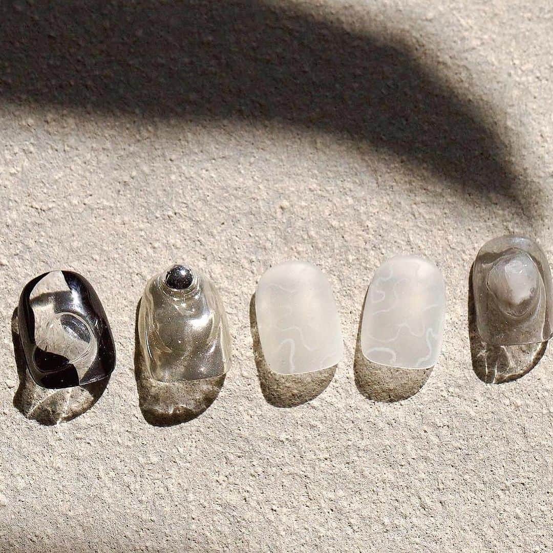 inthinkのインスタグラム：「⁡ ⁡ Autumn Design Campaign🌾 ⁡ 11/23までの限定クーポンとなりますので ご希望の方はお早めのご予約がおすすめです！ ⁡ ＿＿＿＿＿＿＿＿＿＿＿＿＿＿＿＿＿＿＿＿ ⁡ ℡ 03-6418-5091 ⁡ 〒150-0001 東京都渋谷区神宮前6-23-6浅井ビル5F ⁡ inthink」