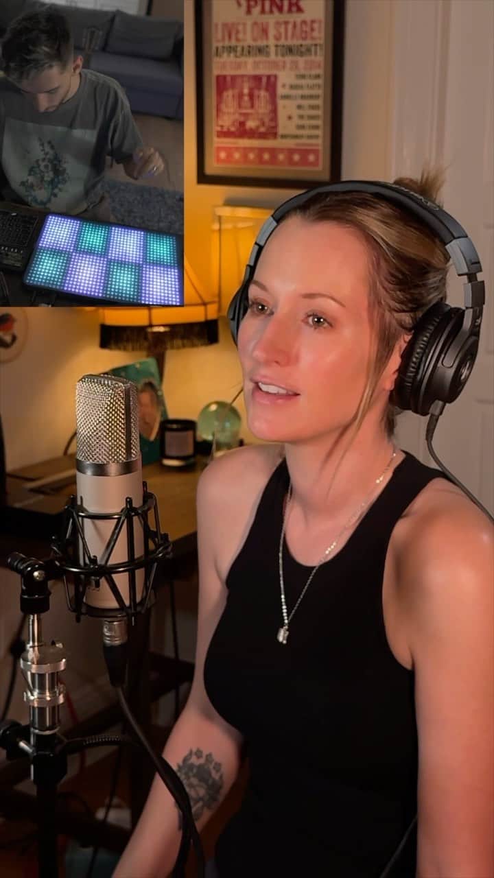 イングリッド・マイケルソンのインスタグラム：「I saw a mashup of my song “If This Is Love”(from the upcoming @notebookmusical !!!) and @Taylorswift’s “This Love” a few weeks ago by @tyvid5.  I loved it so much that I had to try it with my producer and amazing collaborator @musicariza.  I hope it can bring you some joy. ♥️」