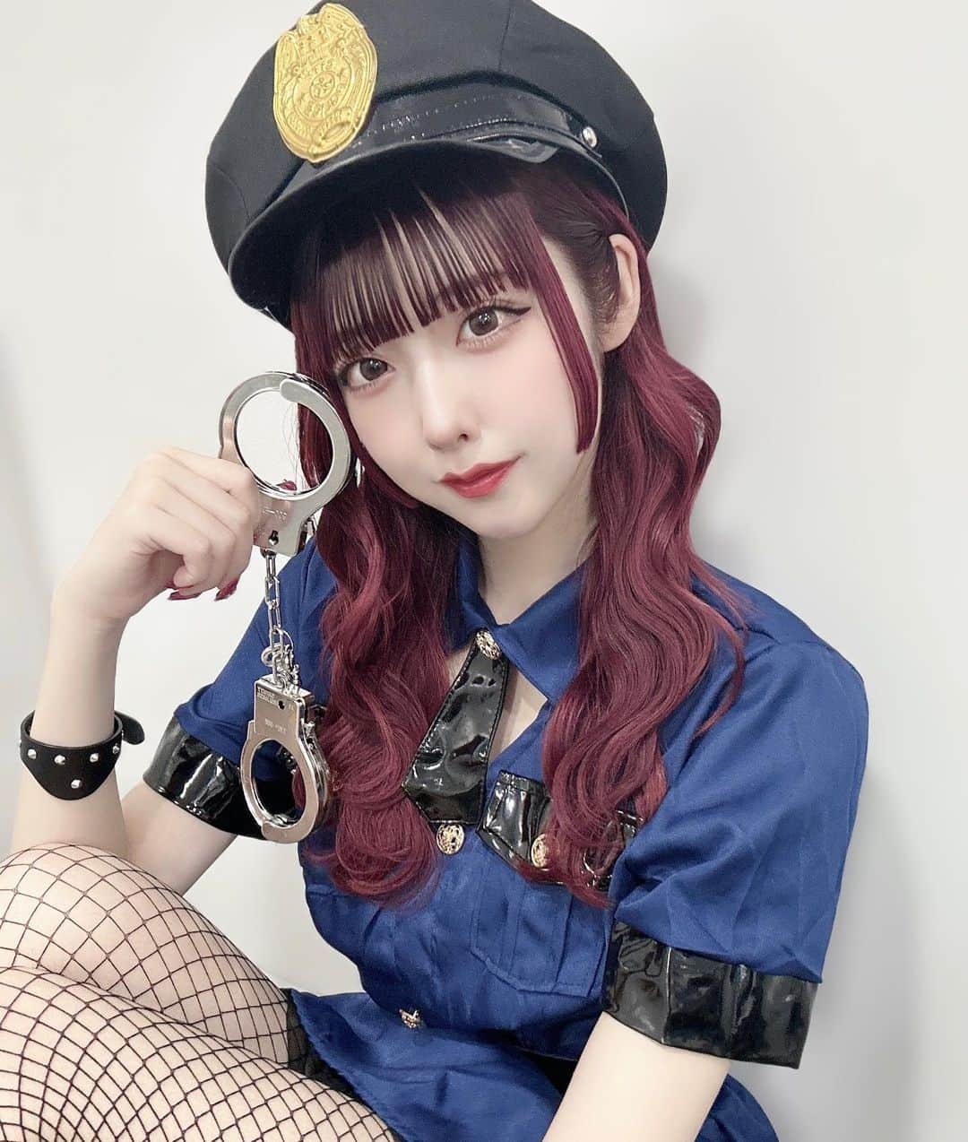 のインスタグラム：「逮捕されたい、❔🖤❤️」