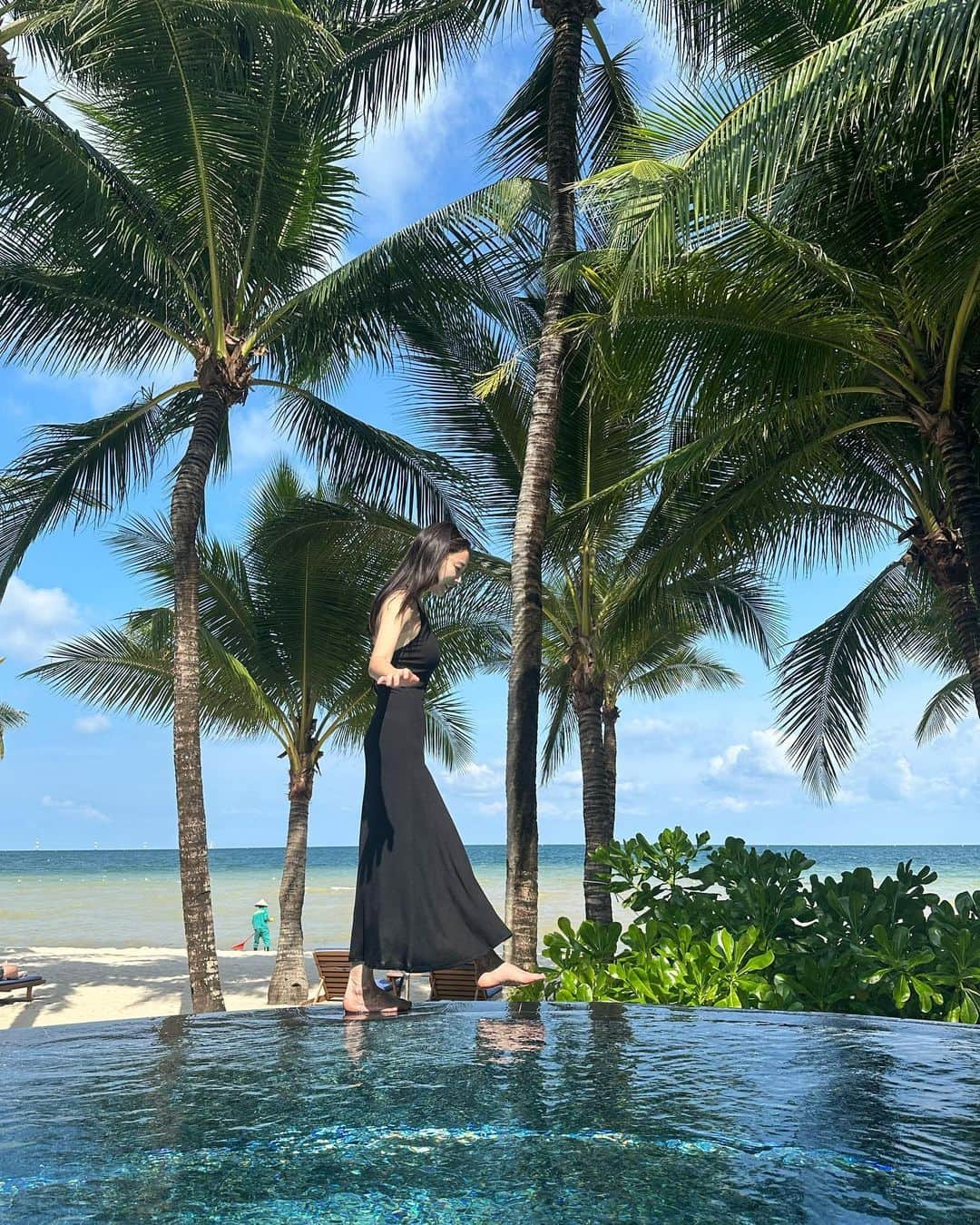 ピョ・イェジンさんのインスタグラム写真 - (ピョ・イェジンInstagram)「🌴🍸👗👙🩴💋🐠🏊🏻‍♂️🌞🥰」10月30日 22時24分 - yjiinp