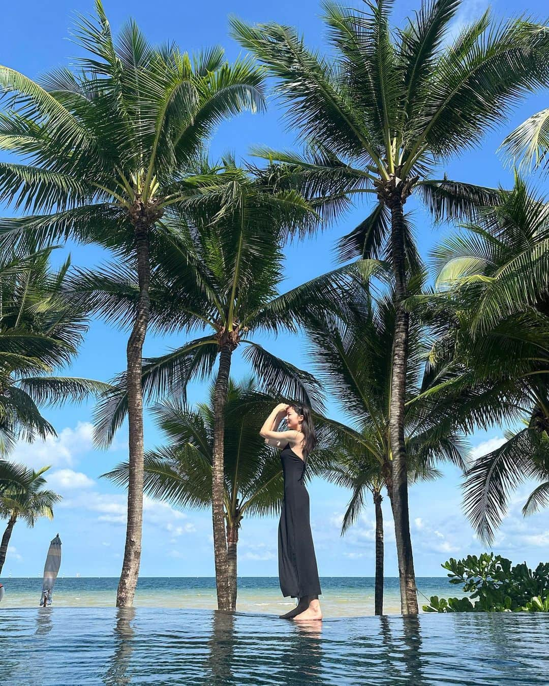 ピョ・イェジンのインスタグラム：「🌴🍸👗👙🩴💋🐠🏊🏻‍♂️🌞🥰」