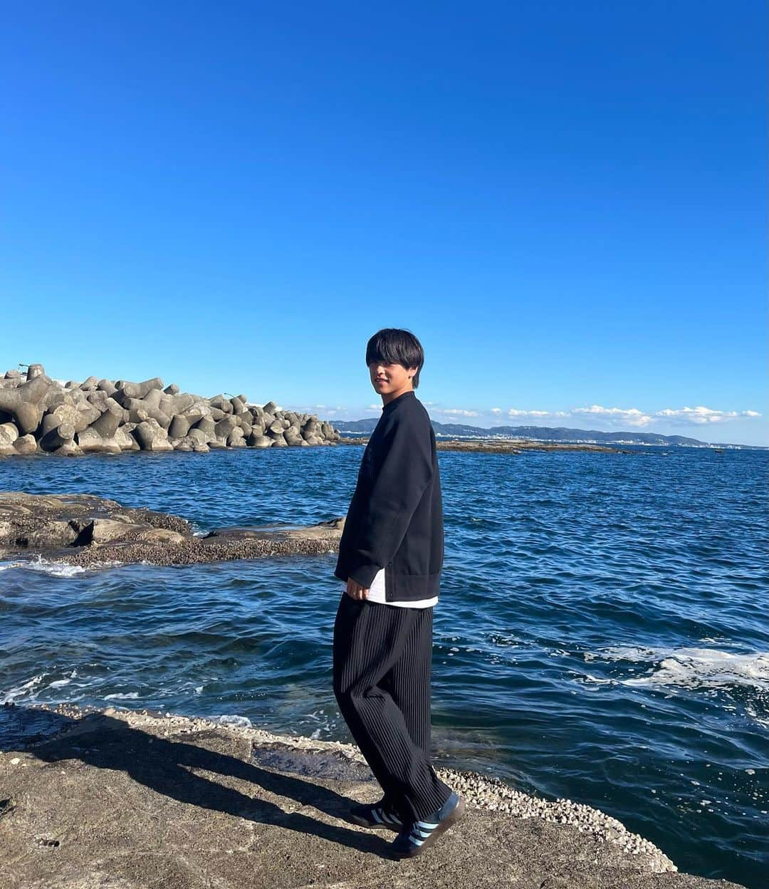 新井瑞樹のインスタグラム：「・ ☀️☀️☀️」