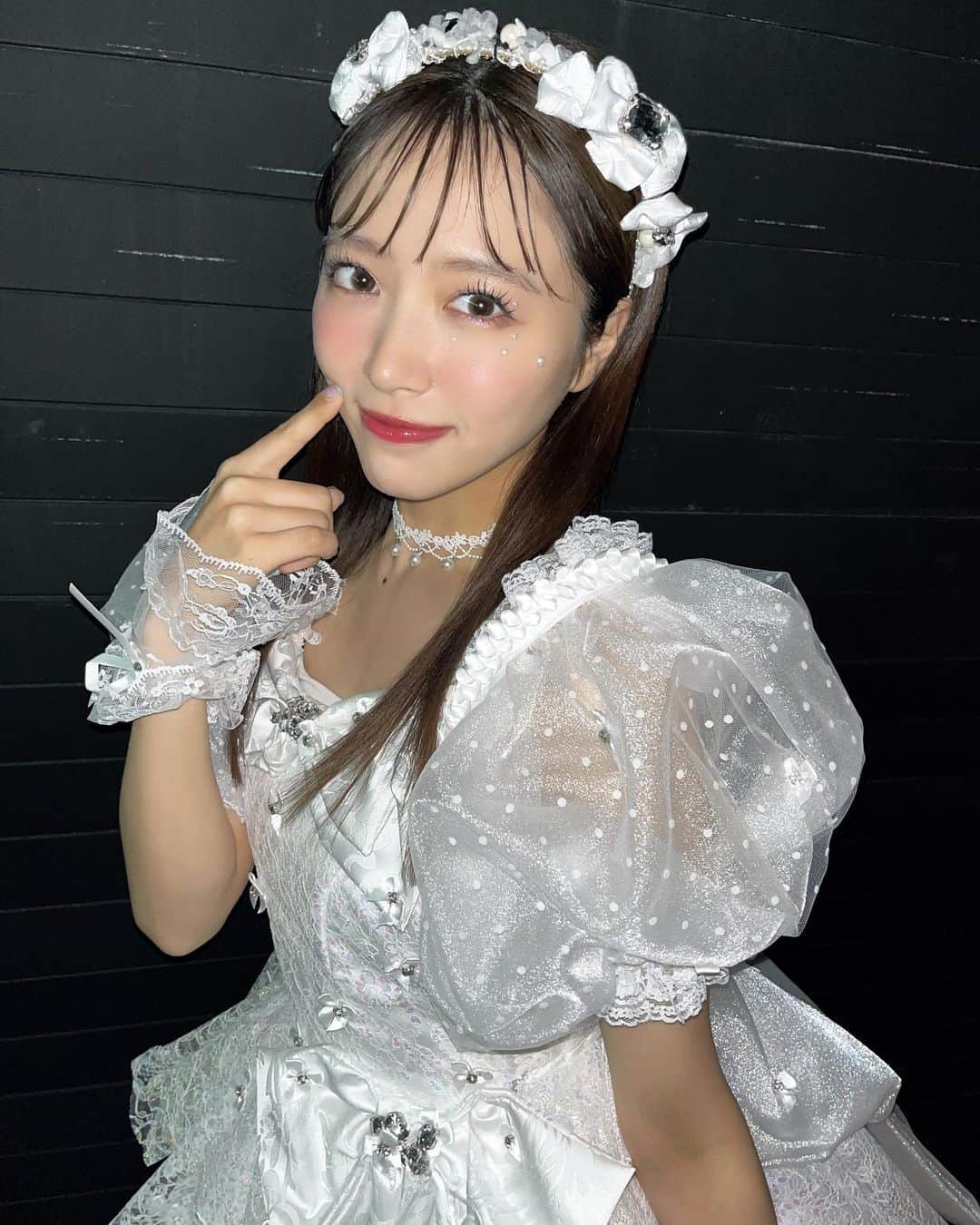 中山莉子のインスタグラム：「→ 中山莉子の生誕祭。 ありがとうございました！！！ ⁡ 23歳の中山莉子もエンジン全開で頑張ります！ ⁡ 衣装とっても可愛かったな~👼 ⁡ #中山莉子の生誕祭2023」